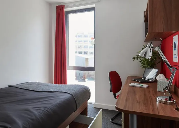 Zeni Ensuite Rooms, Coventry