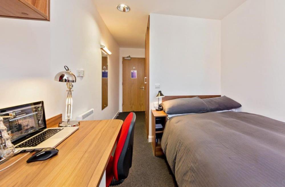 Central Zeni Ensuite *